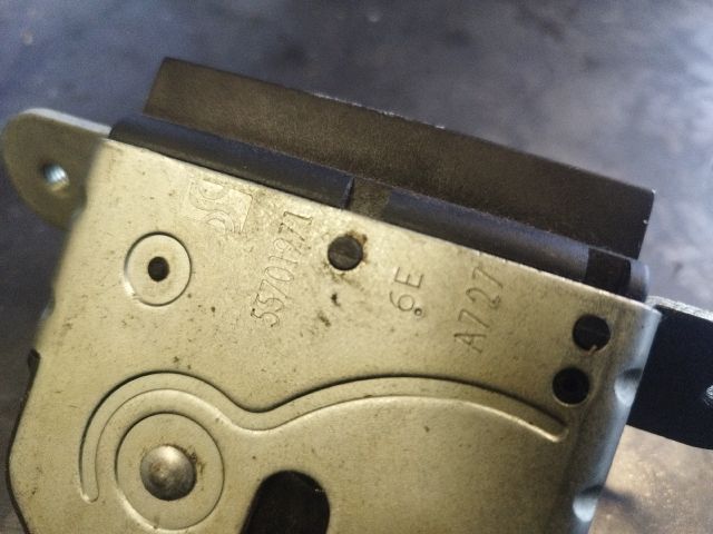 bontott FIAT GRANDE PUNTO Csomagtérajtó Zárszerkezet