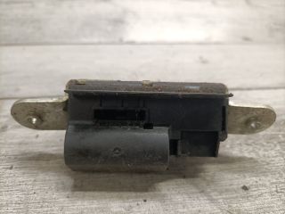 bontott FIAT GRANDE PUNTO Csomagtérajtó Zárszerkezet