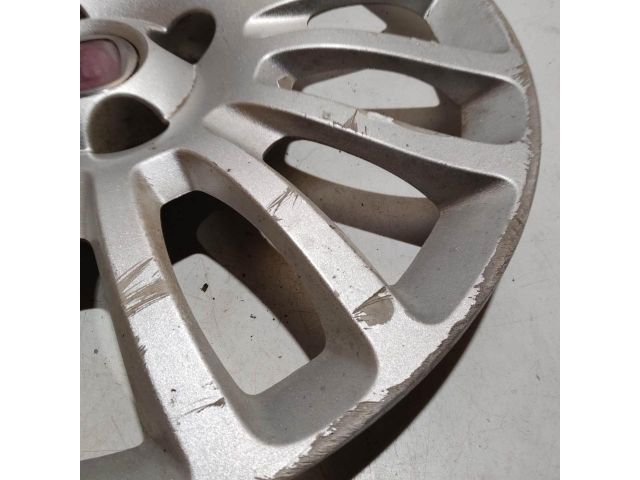 bontott FIAT GRANDE PUNTO Dísztárcsa (1 db)