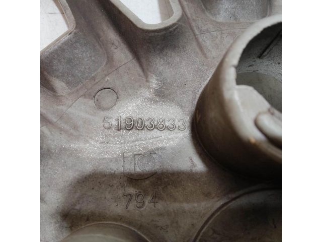 bontott FIAT GRANDE PUNTO Dísztárcsa (1 db)