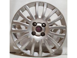bontott FIAT GRANDE PUNTO Dísztárcsa (1 db)