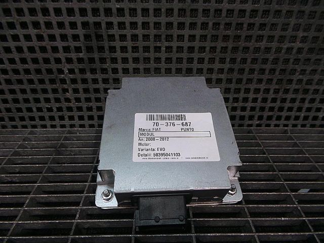 bontott FIAT GRANDE PUNTO Elektronika (Magában)