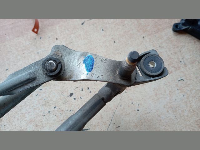 bontott FIAT GRANDE PUNTO Első Ablaktörlő Szerkezet Motorral