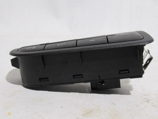 bontott FIAT GRANDE PUNTO Első Ködfényszóró Kapcsoló