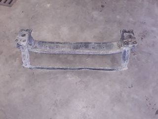 bontott FIAT GRANDE PUNTO Első Lökhárító Merevítő (Fém)