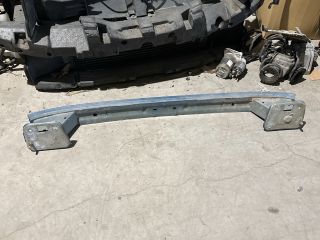 bontott FIAT GRANDE PUNTO Első Lökhárító Merevítő (Fém)