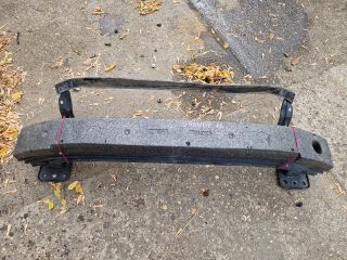 bontott FIAT GRANDE PUNTO Első Lökhárító Merevítő (Fém)