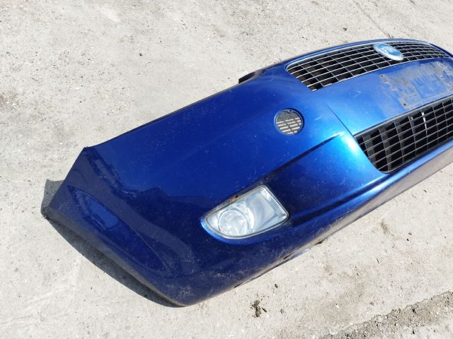 bontott FIAT GRANDE PUNTO Első Lökhárító (Részeivel)