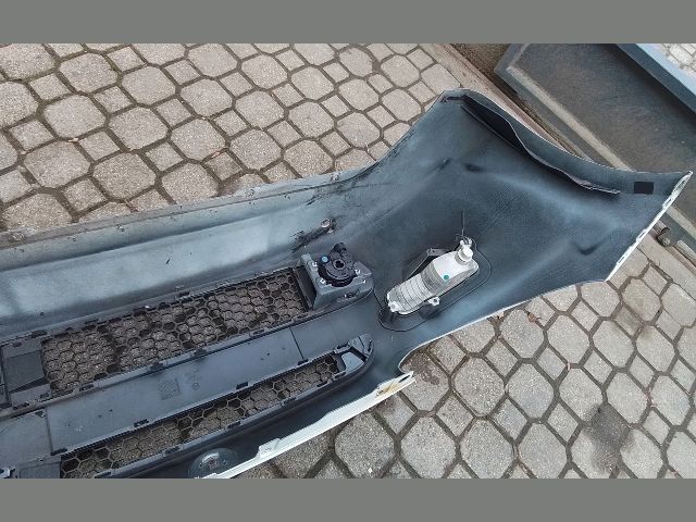 bontott FIAT GRANDE PUNTO Első Lökhárító (Részeivel)