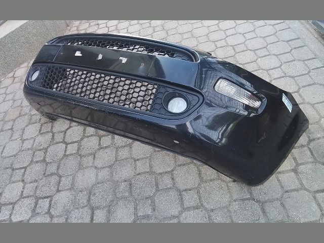 bontott FIAT GRANDE PUNTO Első Lökhárító (Részeivel)