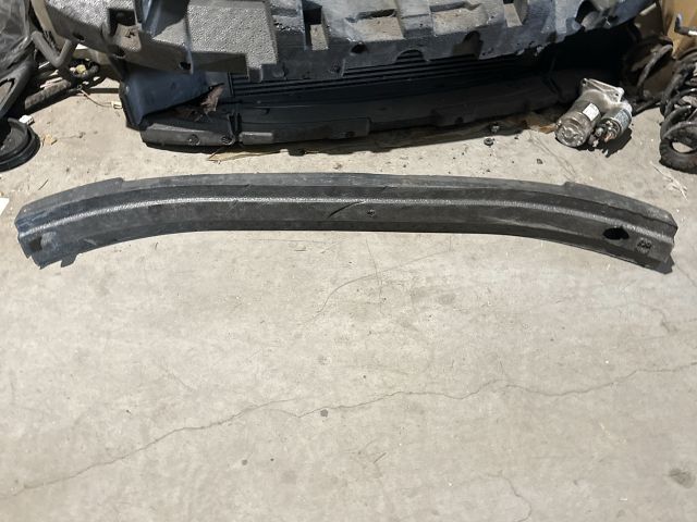 bontott FIAT GRANDE PUNTO Első Lökhárító Ütközés Elnyelő Hab