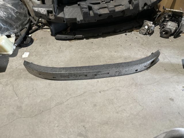 bontott FIAT GRANDE PUNTO Első Lökhárító Ütközés Elnyelő Hab