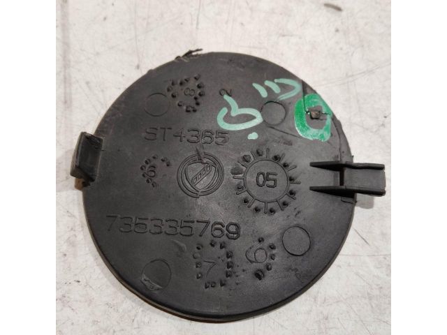 bontott FIAT GRANDE PUNTO Első Vonószem Burkolat