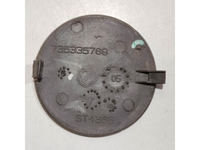 bontott FIAT GRANDE PUNTO Első Vonószem Burkolat