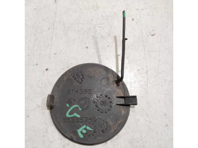 bontott FIAT GRANDE PUNTO Első Vonószem Burkolat