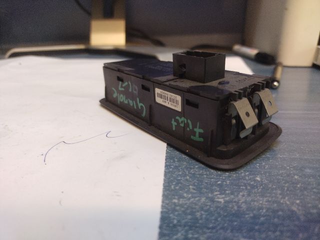 bontott FIAT GRANDE PUNTO Fényszórómagasság Állító Kapcsoló