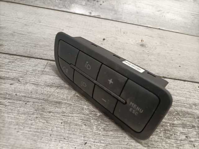 bontott FIAT GRANDE PUNTO Fényszórómagasság Állító Kapcsoló