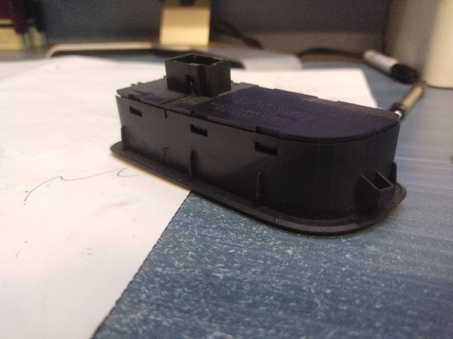 bontott FIAT GRANDE PUNTO Fényszórómagasság Állító Kapcsoló