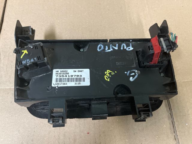 bontott FIAT GRANDE PUNTO Fűtéskapcsoló (digit klímás)