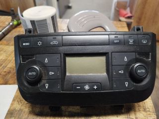 bontott FIAT GRANDE PUNTO Fűtéskapcsoló (digit klímás)