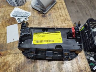 bontott FIAT GRANDE PUNTO Fűtéskapcsoló (digit klímás)