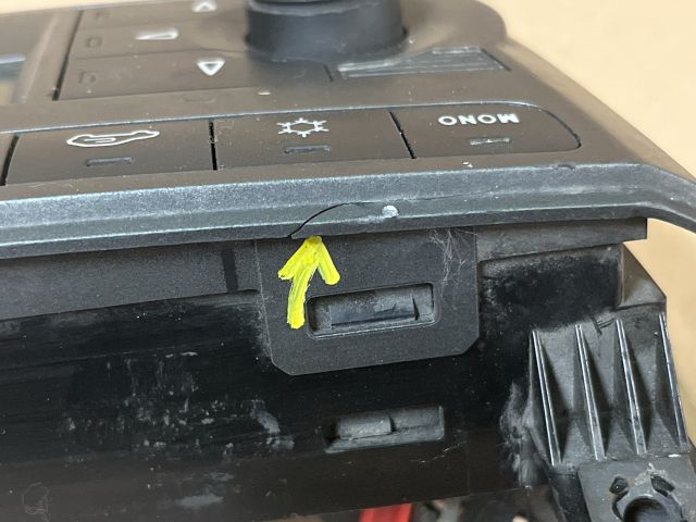 bontott FIAT GRANDE PUNTO Fűtéskapcsoló (digit klímás)