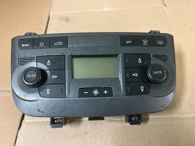 bontott FIAT GRANDE PUNTO Fűtéskapcsoló (digit klímás)