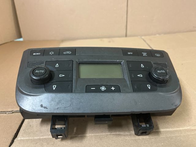 bontott FIAT GRANDE PUNTO Fűtéskapcsoló (digit klímás)