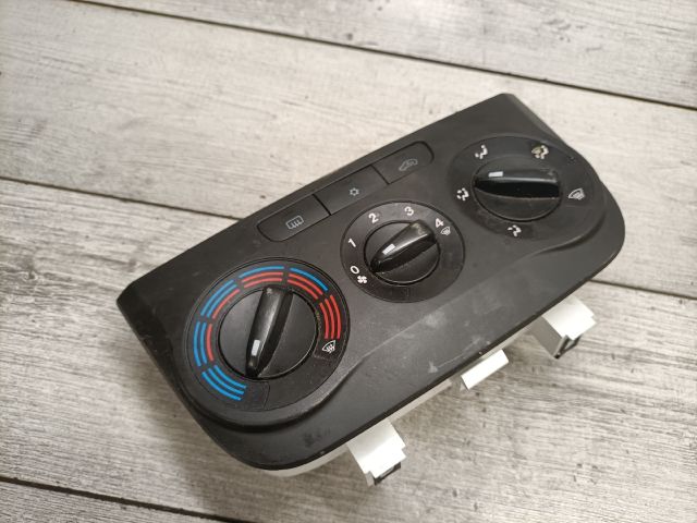bontott FIAT GRANDE PUNTO Fűtéskapcsoló (manuális klímás)