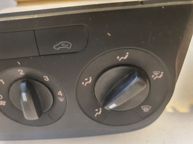 bontott FIAT GRANDE PUNTO Fűtéskapcsoló (Nem klímás)