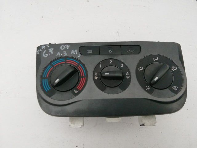 bontott FIAT GRANDE PUNTO Fűtéskapcsoló