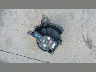 bontott FIAT GRANDE PUNTO Fűtőmotor (Klímás)