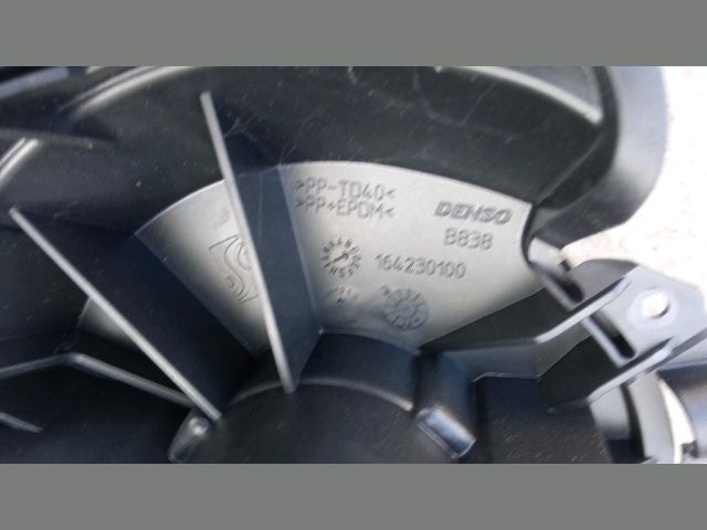 bontott FIAT GRANDE PUNTO Fűtőmotor (Klímás)