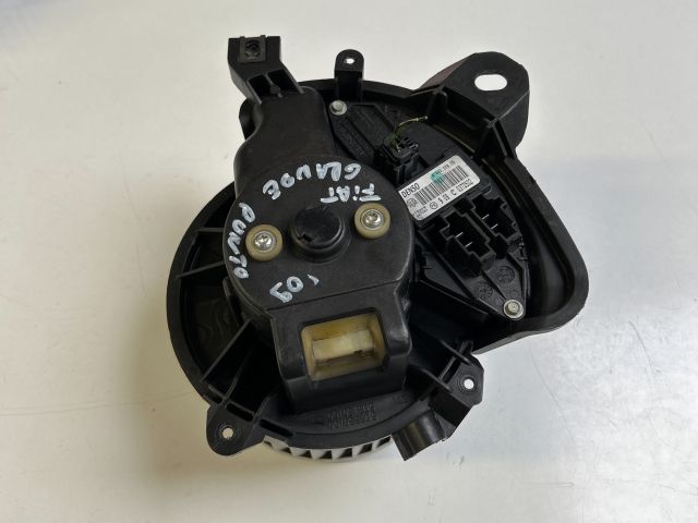 bontott FIAT GRANDE PUNTO Fűtőmotor (Klímás)