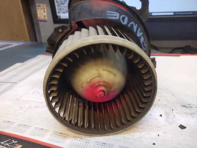 bontott FIAT GRANDE PUNTO Fűtőmotor (Klímás)