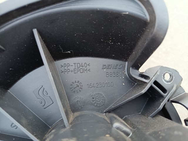 bontott FIAT GRANDE PUNTO Fűtőmotor (Klímás)