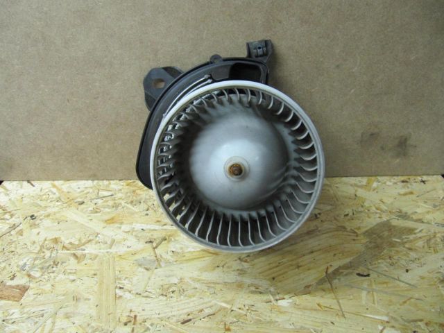 bontott FIAT GRANDE PUNTO Fűtőmotor (Klímás)