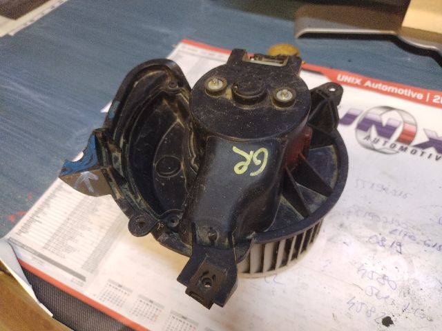 bontott FIAT GRANDE PUNTO Fűtőmotor (Klímás)