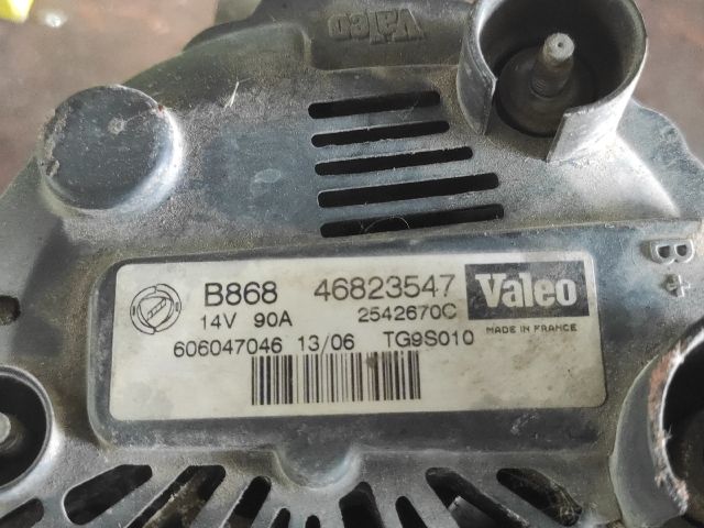 bontott FIAT GRANDE PUNTO Generátor