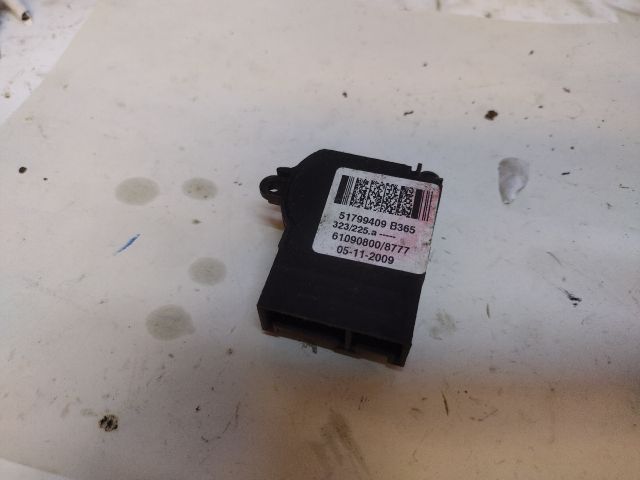 bontott FIAT GRANDE PUNTO Gyújtáskapcsoló Elektronika