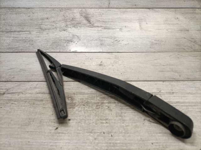 bontott FIAT GRANDE PUNTO Hátsó Ablaktörlő Kar