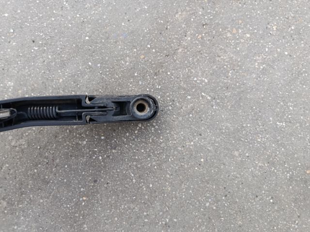 bontott FIAT GRANDE PUNTO Hátsó Ablaktörlő Kar