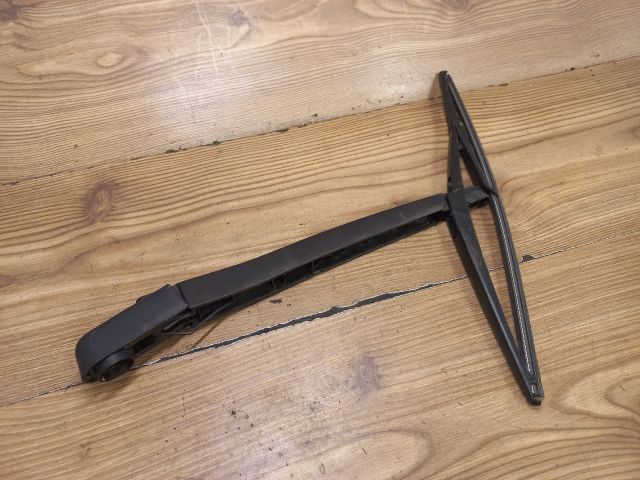 bontott FIAT GRANDE PUNTO Hátsó Ablaktörlő Kar