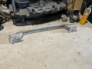 bontott FIAT GRANDE PUNTO Hátsó Lökhárító Merevítő (Fém)