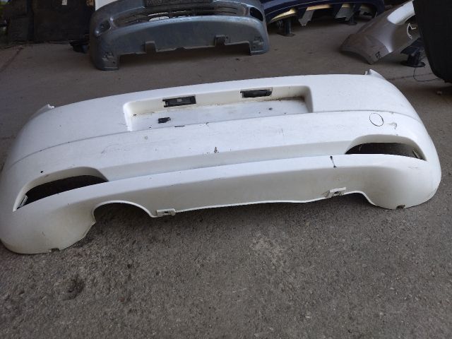 bontott FIAT GRANDE PUNTO Hátsó Lökhárító (Üresen)