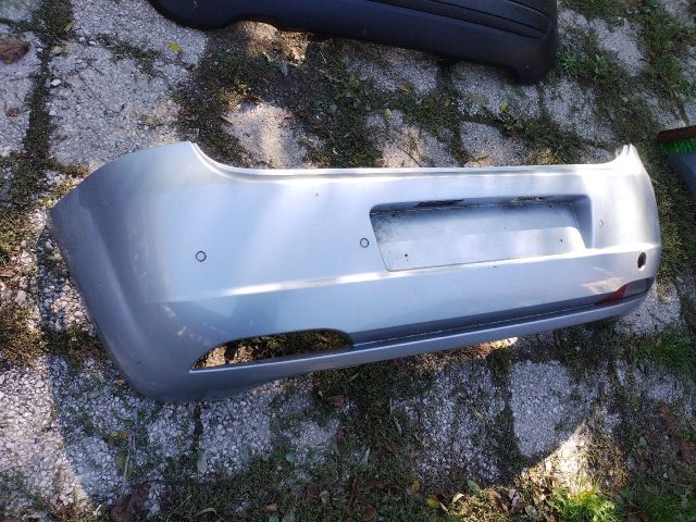 bontott FIAT GRANDE PUNTO Hátsó Lökhárító (Üresen)
