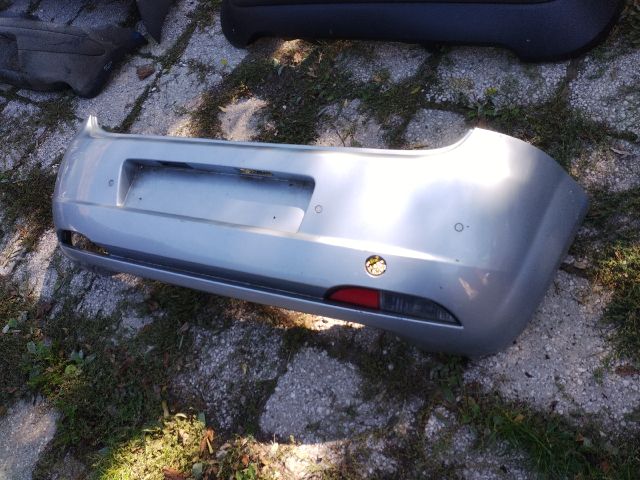 bontott FIAT GRANDE PUNTO Hátsó Lökhárító (Üresen)