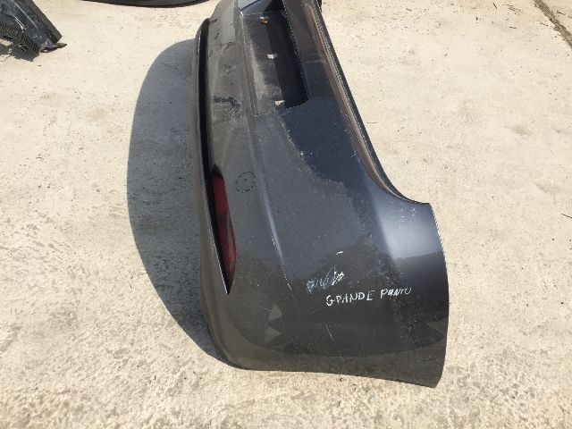 bontott FIAT GRANDE PUNTO Hátsó Lökhárító (Üresen)