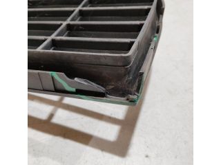 bontott FIAT GRANDE PUNTO Hűtőrács