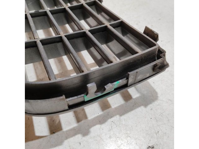 bontott FIAT GRANDE PUNTO Hűtőrács